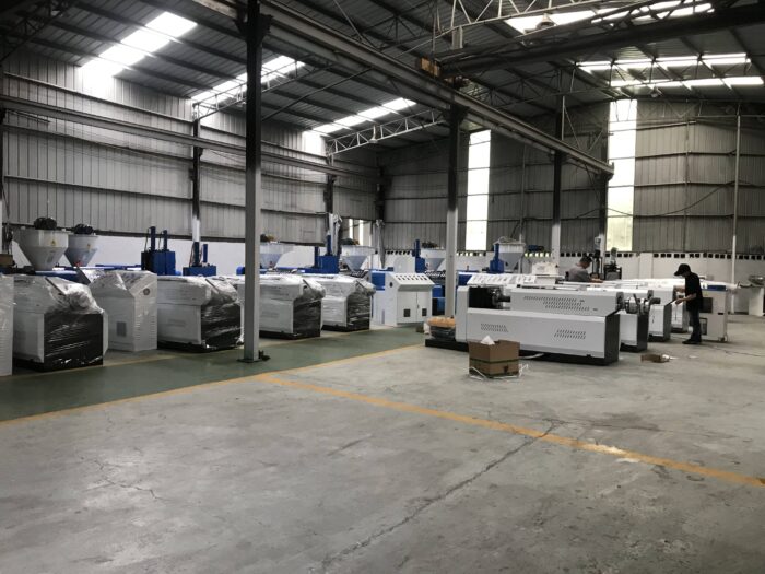 Гранулятор для переработки пластика с горячей резкой XIANGHAI — изображение 2